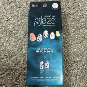 NIB Dashing Diva Glaze Semi-Cured Gel Nail Strips Halloween Spooky Bats Ghosts